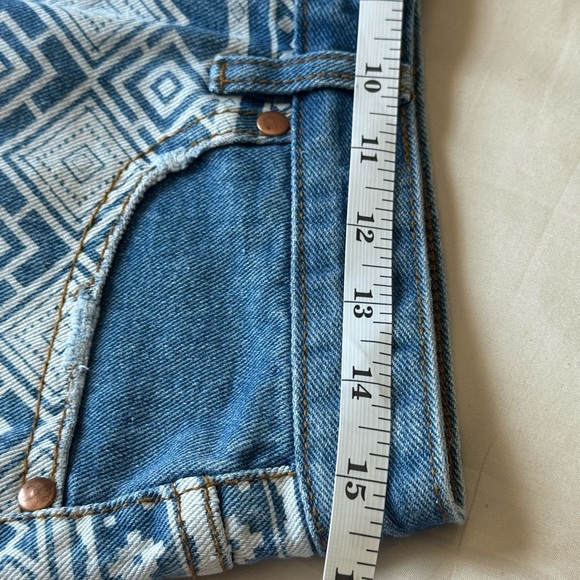 Forever21 Y2K style Denim Blue Geometric Jean Shorts - Picture 6 of 8